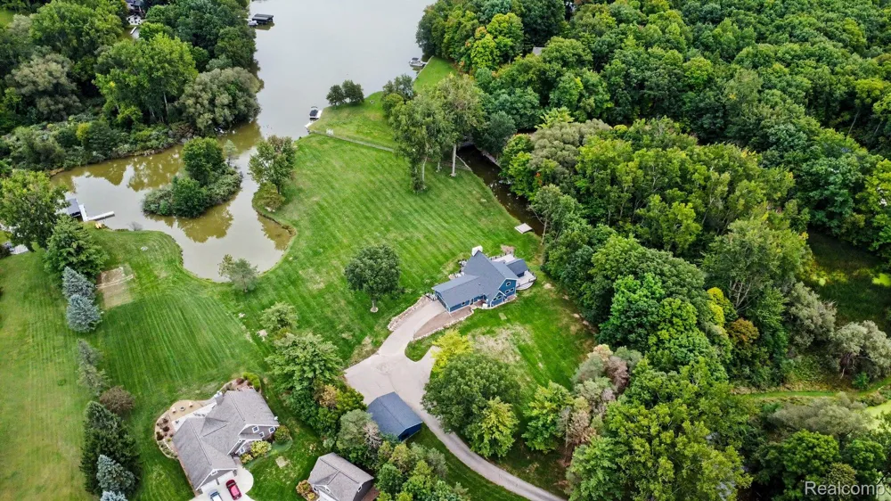 3900 Waterland Drive Hadley Township, MI 48455