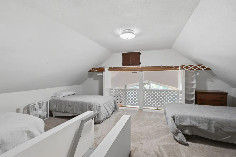 13035 S Englewright Drive Ensley Township, MI 49343