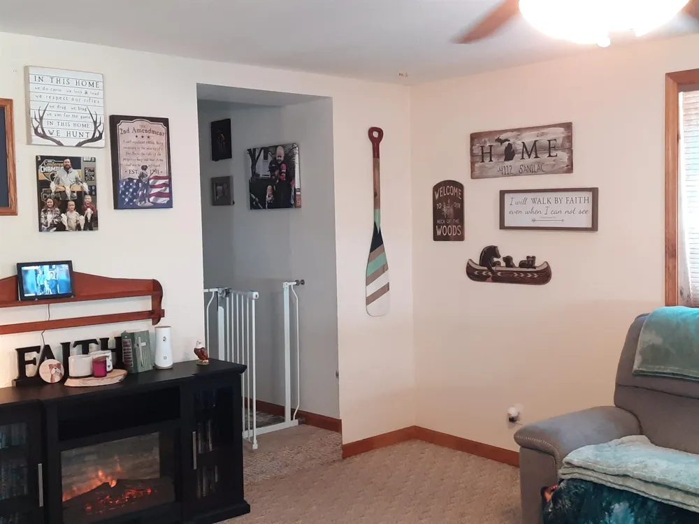 4112 W Sanilac Road Juniata Township, MI 48768