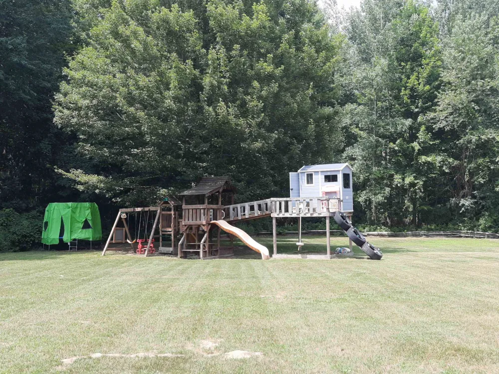 4112 W Sanilac Road Juniata Township, MI 48768