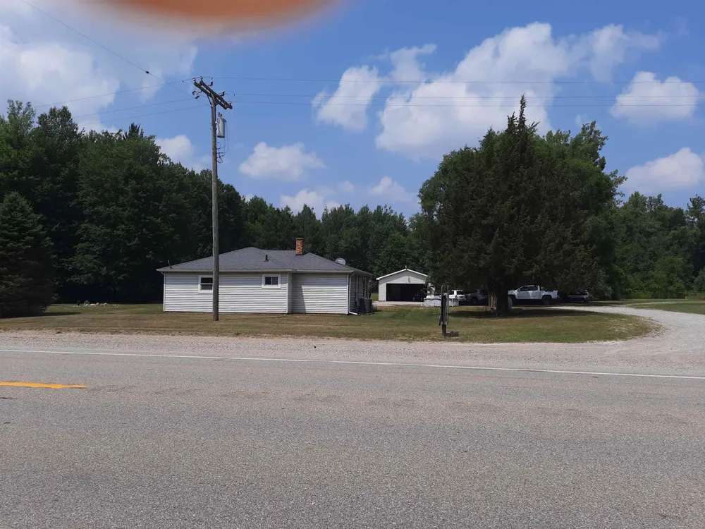4112 W Sanilac Road Juniata Township, MI 48768