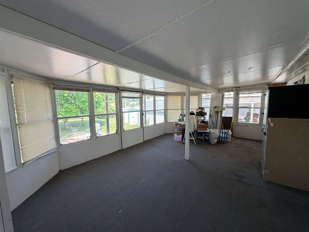 609 7th Street South Arm Township, MI 49727