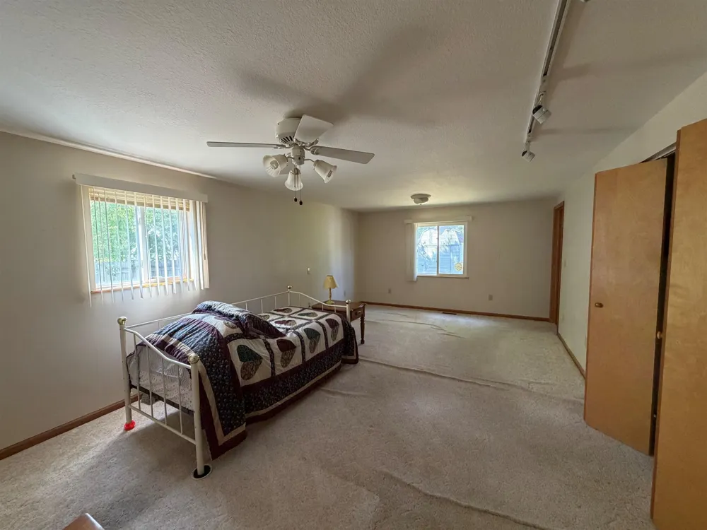 609 7th Street South Arm Township, MI 49727