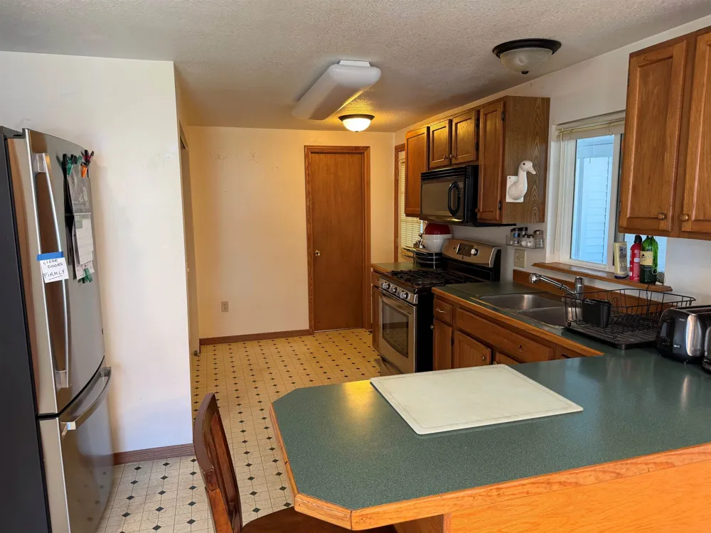 609 7th Street South Arm Township, MI 49727