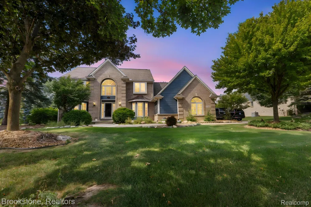 12495 Howland Park Drive Plymouth Charter Township, MI 48170