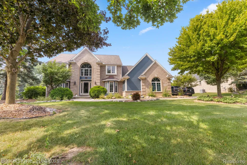 12495 Howland Park Drive Plymouth Charter Township, MI 48170