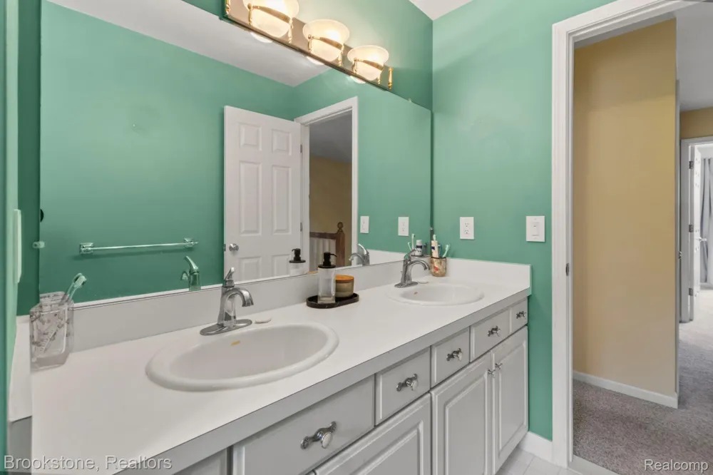 12495 Howland Park Drive Plymouth Charter Township, MI 48170