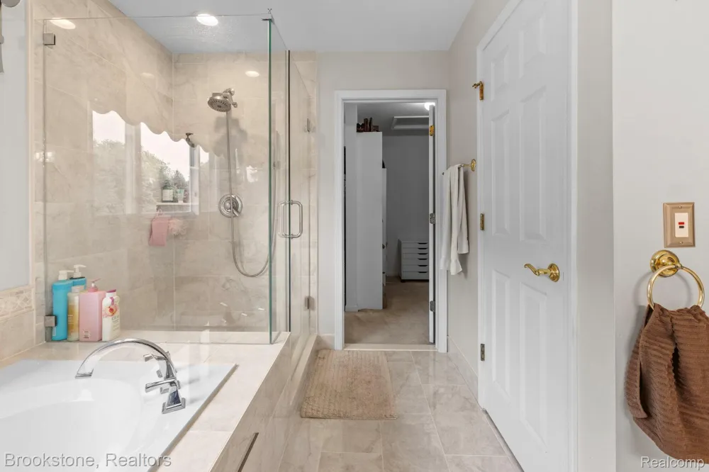 12495 Howland Park Drive Plymouth Charter Township, MI 48170
