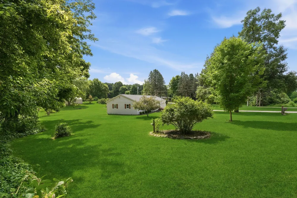 6436 Myers Lake Avenue NE Cannon Township, MI 49341