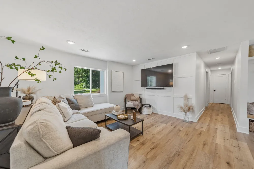 6436 Myers Lake Avenue NE Cannon Township, MI 49341