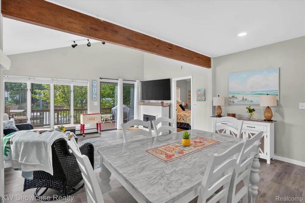 11438 RIVERBANK LANE Putnam Township, MI 48169