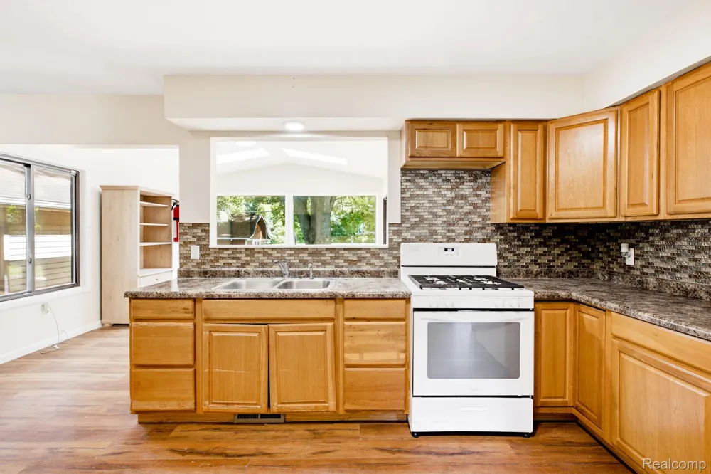 4181 Maes Drive Port Huron Charter Township, MI 48060