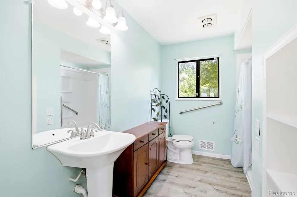 4181 Maes Drive Port Huron Charter Township, MI 48060