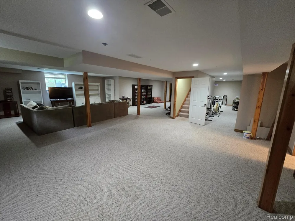 3391 Burwick Drive Port Huron Charter Township, MI 48060