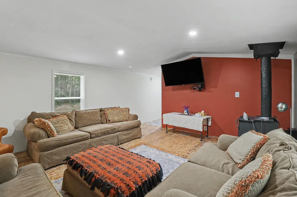 9196 Ruth Drive Colfax Township, MI 49402