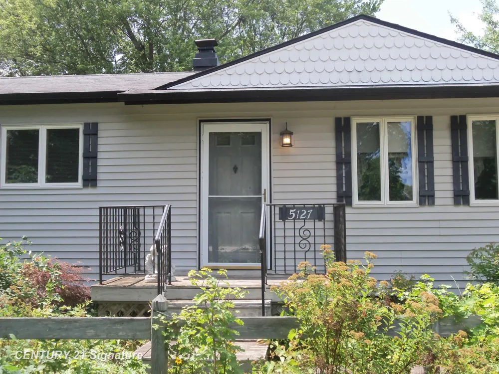 5127 Arbor Lane Genesee Charter Township, MI 48506