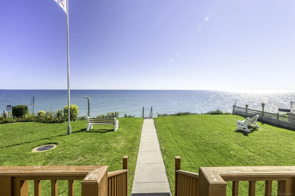 7769 Lakeview Drive Worth Township, MI 48450