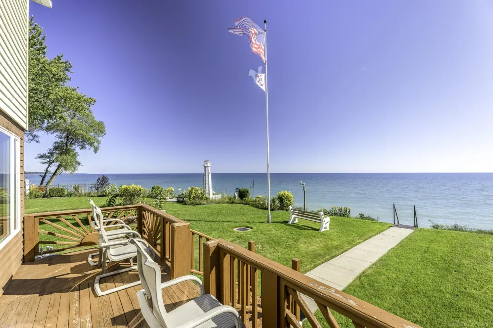 7769 Lakeview Drive Worth Township, MI 48450