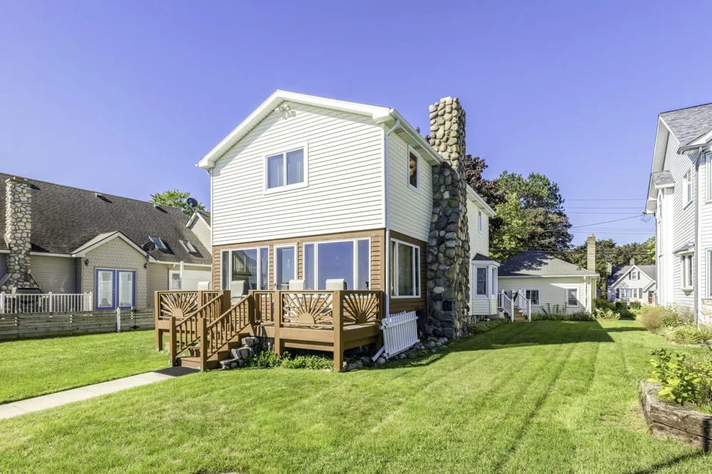 7769 Lakeview Drive Worth Township, MI 48450