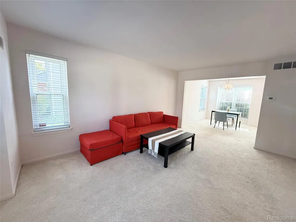 47114 Scarlet Drive S Novi City, MI 48374