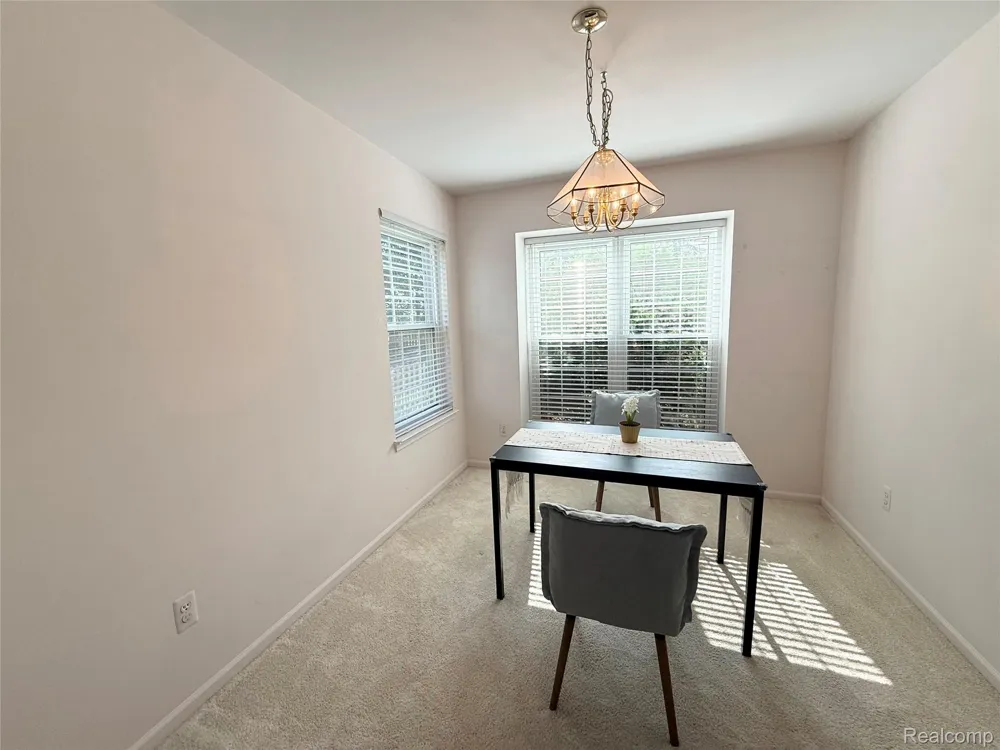 47114 Scarlet Drive S Novi City, MI 48374