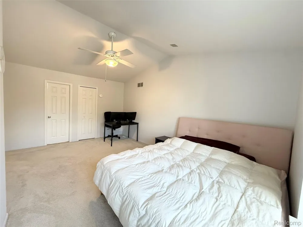 47114 Scarlet Drive S Novi City, MI 48374