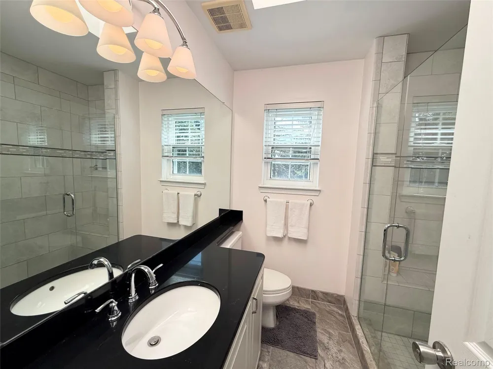 47114 Scarlet Drive S Novi City, MI 48374