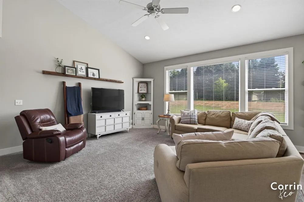 1520 Shenandoah Drive Holland Charter Township, MI 49464