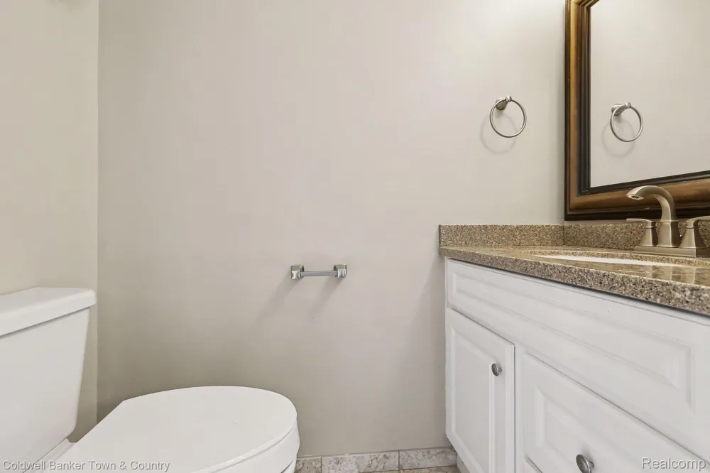 160 E Shore Drive Northfield Township, MI 48189
