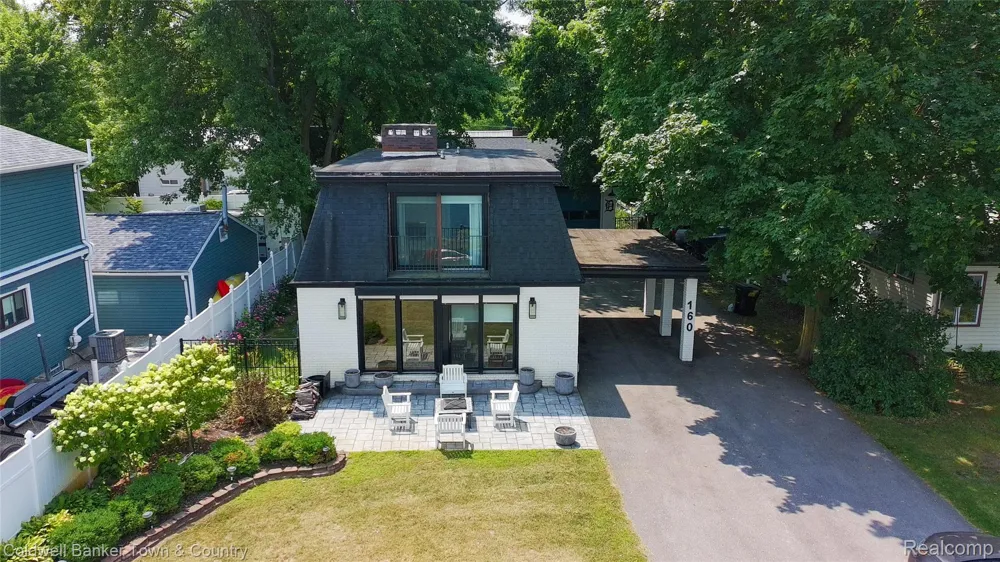 160 E Shore Drive Northfield Township, MI 48189
