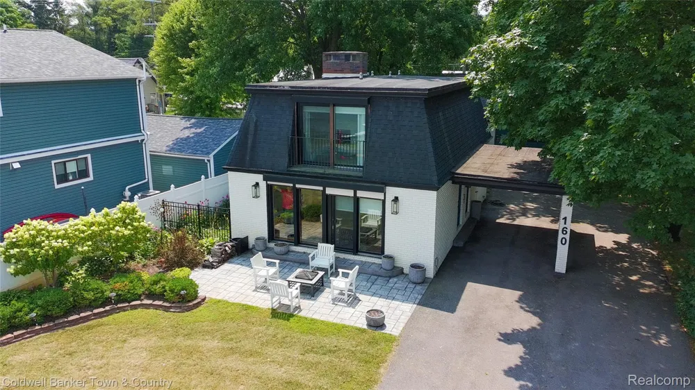 160 E Shore Drive Northfield Township, MI 48189