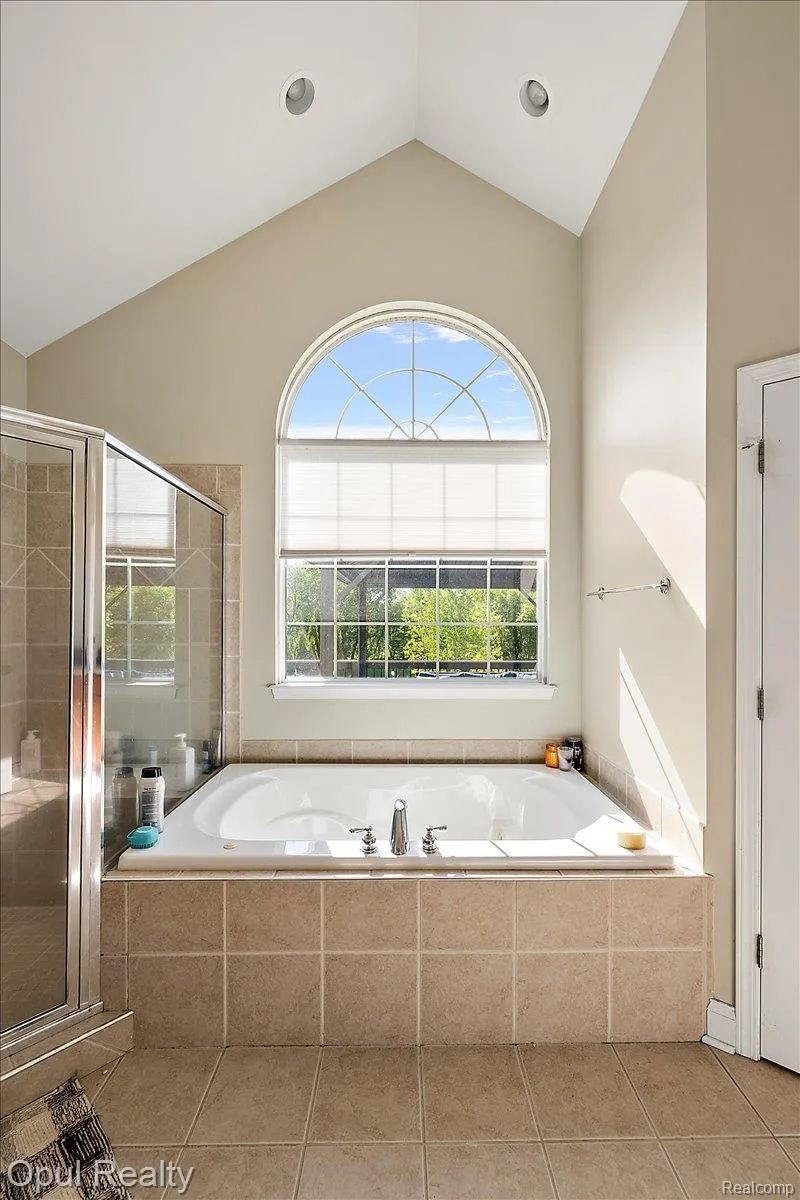 5164 Birch Lane Springfield Charter Township, MI 48350