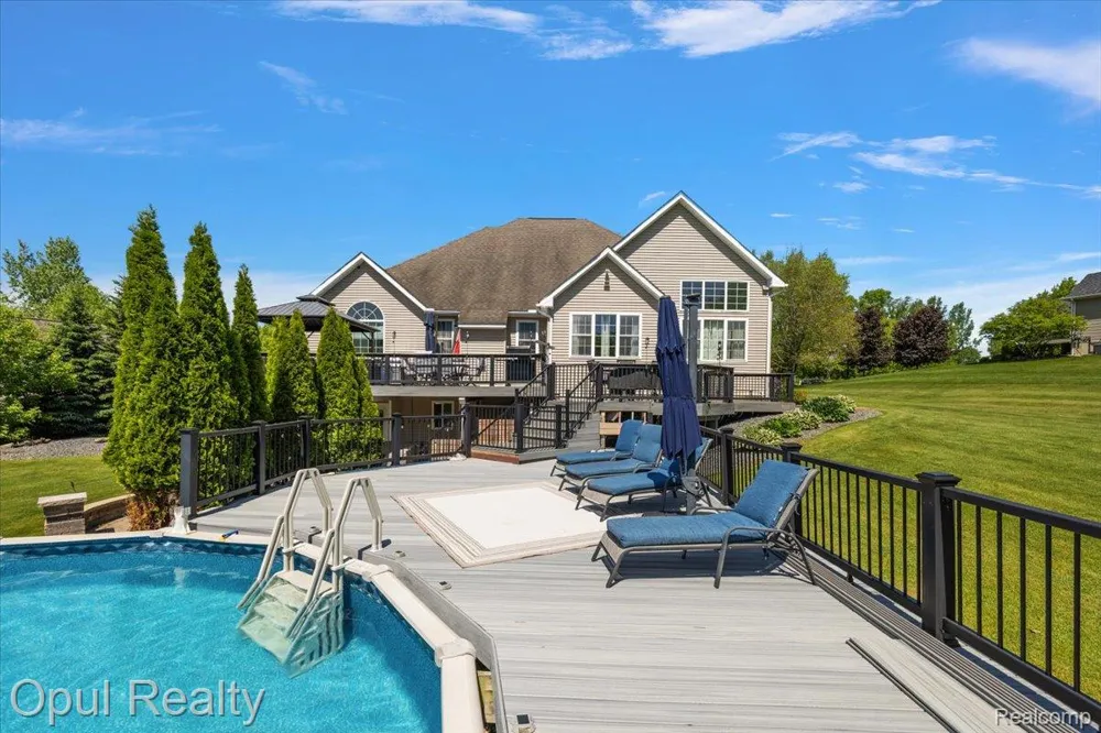 5164 Birch Lane Springfield Charter Township, MI 48350