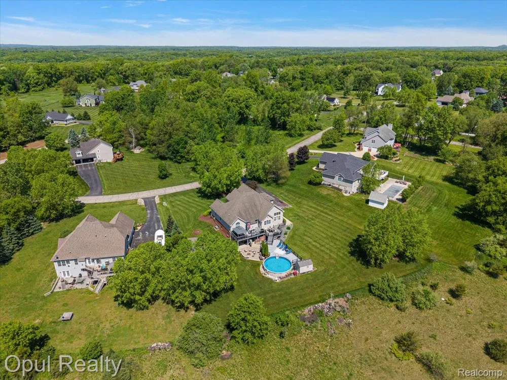 5164 Birch Lane Springfield Charter Township, MI 48350