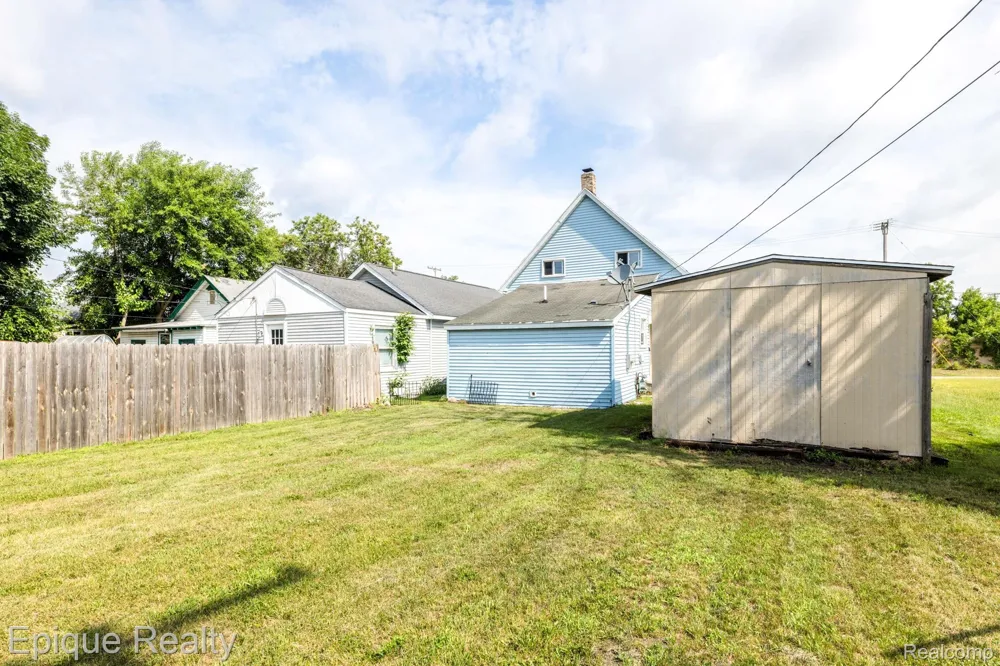 2808 Goulden Street Port Huron City, MI 48060