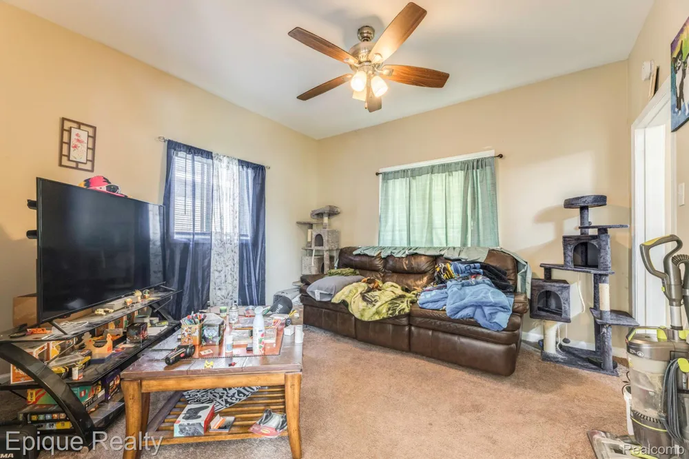 2808 Goulden Street Port Huron City, MI 48060