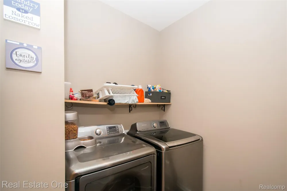 145 S Stockbridge Road White Oak Township, MI 48892