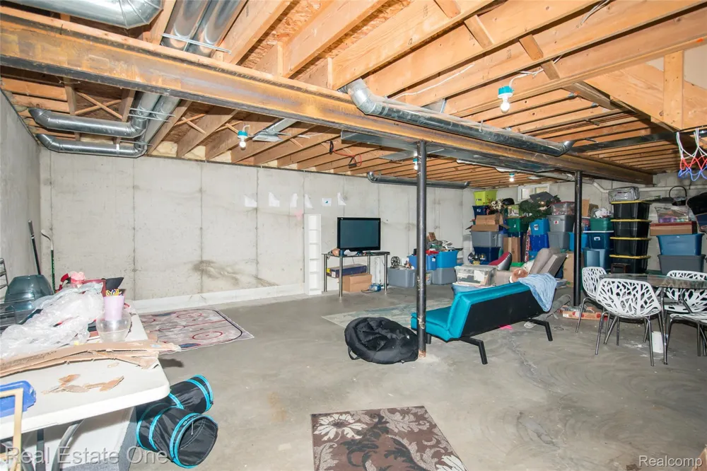 145 S Stockbridge Road White Oak Township, MI 48892