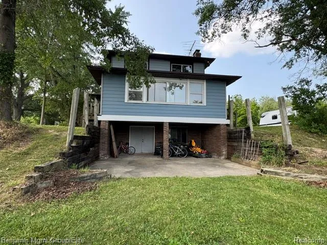 6764 Grand Beach Drive Genoa Township, MI 48114
