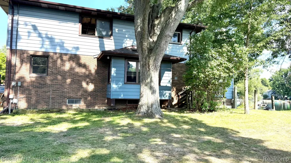 6764 Grand Beach Drive Genoa Township, MI 48114