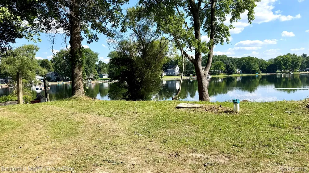 6764 Grand Beach Drive Genoa Township, MI 48114