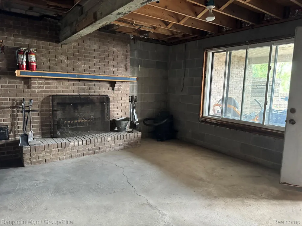 6764 Grand Beach Drive Genoa Township, MI 48114