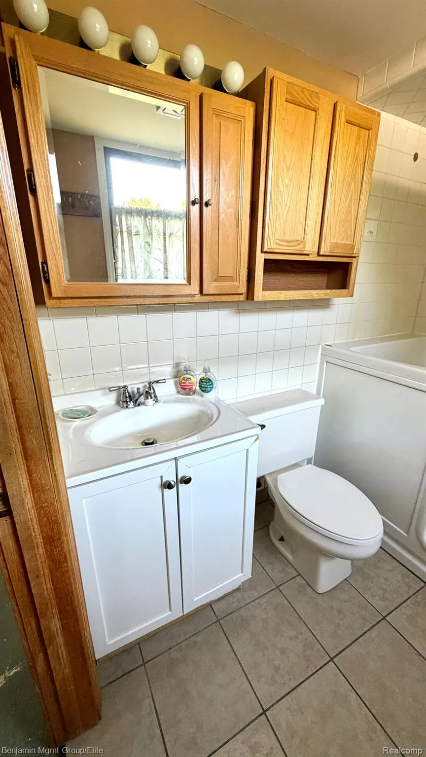 6764 Grand Beach Drive Genoa Township, MI 48114