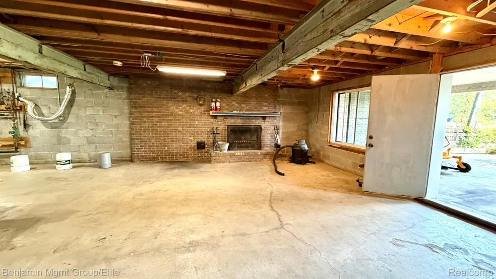 6764 Grand Beach Drive Genoa Township, MI 48114
