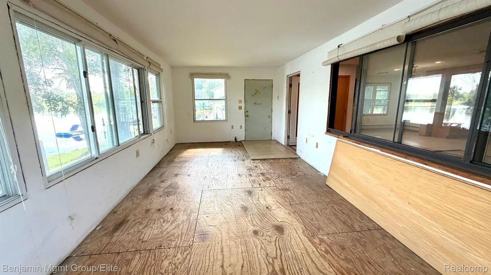 6764 Grand Beach Drive Genoa Township, MI 48114