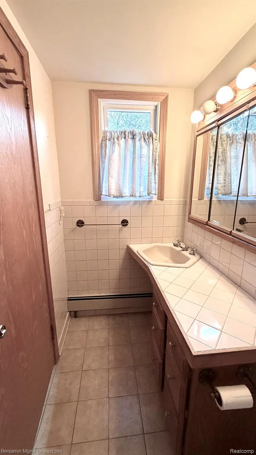 6764 Grand Beach Drive Genoa Township, MI 48114