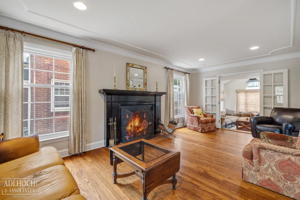 423 Moran Road Grosse Pointe Farms City, MI 48236