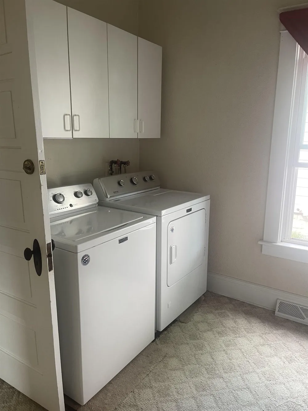 317 Bates Street Saginaw City, MI 48602
