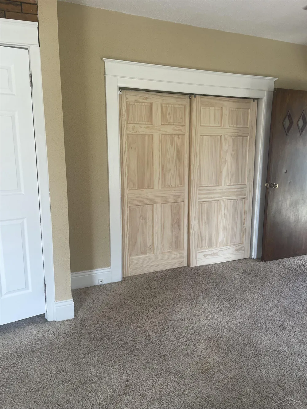 317 Bates Street Saginaw City, MI 48602
