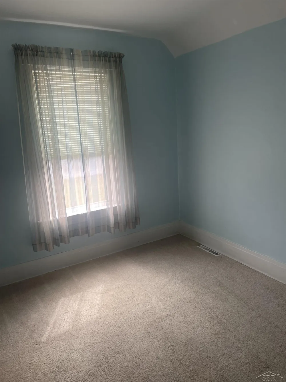 317 Bates Street Saginaw City, MI 48602